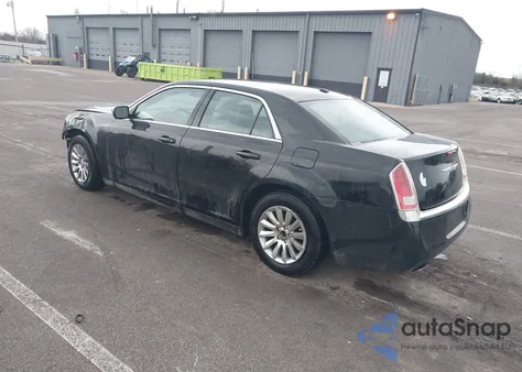 2014 Chrysler 300 z USA, uszkodzony, nr VIN 2C3CCAAG8EH276083